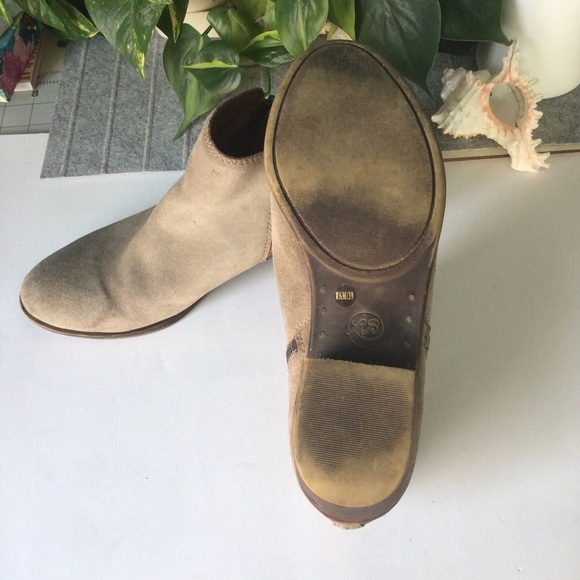 Lucky Double Side Zipper Booties - Picture 5 of 13